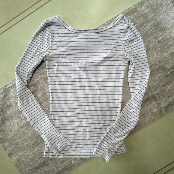 Women’s Long Sleeve Shirt - Picture 4 of 16